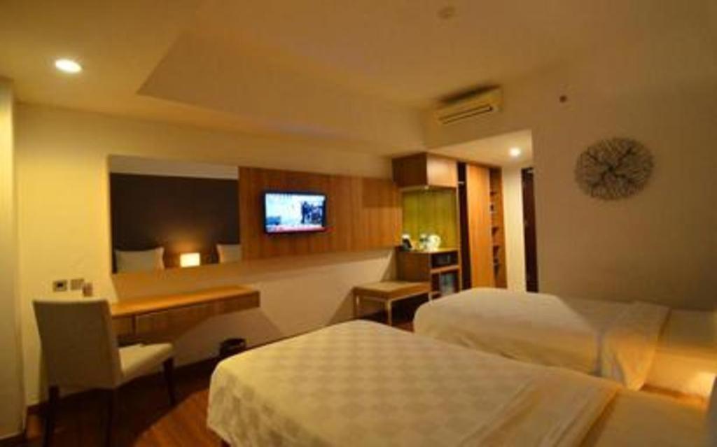 Arch Hotel Bogor Exteriör bild
