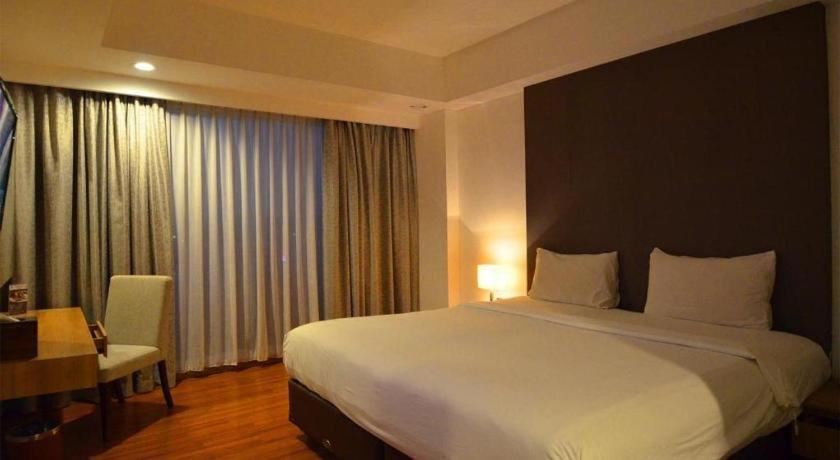 Arch Hotel Bogor Exteriör bild